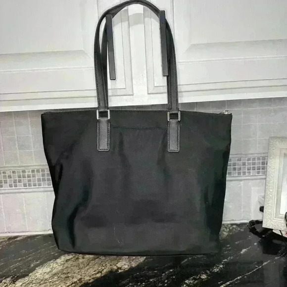 Michael Kors Ariana Large Nylon ToteShoulder Bag with Leather Handles Black! - Picture 7 of 10